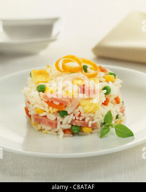 Il Cantonese insalata di riso con gamberetti Foto Stock