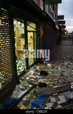 Londra tumulti a Croydon South London REGNO UNITO Foto Stock