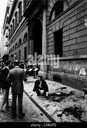 Via Fatebenefratelli massacro, questura di Milano, Angelo Bertoli con una bomba a mano uccide 4 persone,1973 Foto Stock