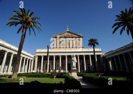 Italia, Roma, basilica di San Paolo fuori le Mura Foto Stock