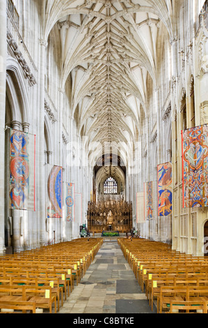 Navata centrale della Cattedrale di Winchester, Winchester, Hampshire, Inghilterra, Regno Unito Foto Stock