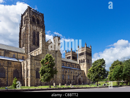 La Cattedrale di Durham dal palazzo verde, County Durham, North East England, Regno Unito Foto Stock