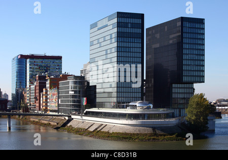 Media port, Medienhafen, un nuovo trimestre nell'ex porto interno, Hyatt Hotel edificio, Düsseldorf, Germania, Foto Stock