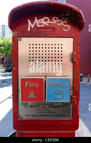 Un incendio e polizia allarme di emergenza Box. Foto Stock