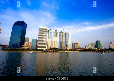 Foto di edificio in Bangkok riprese con grandangolo Foto Stock