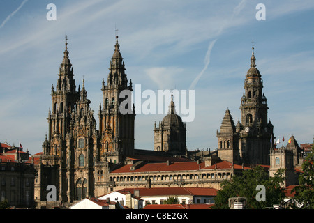 Cattedrale di Santiago de Compostela dal parco Alameda in Galizia, Spagna. Foto Stock