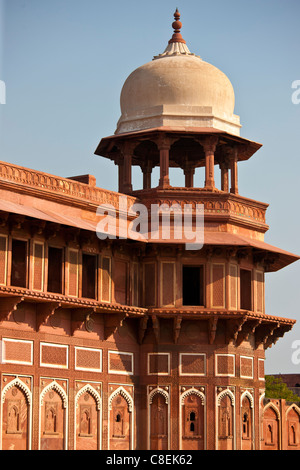 Agra Fort il Jahangir Mahal, zenana palace residence di Rajput mogli di imperatore Mughal Akbar Foto Stock