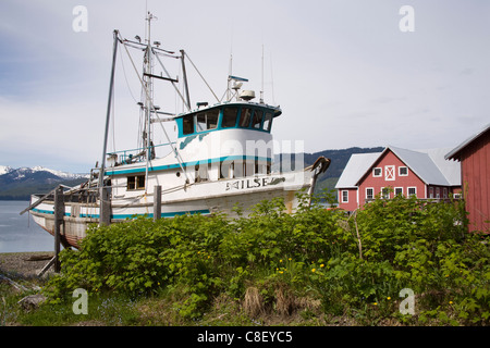 Barche a Icy Strait Point Cannery Museum, Hoonah Città, Chichagof Island, a sud-est di Alaska, Stati Uniti d'America Foto Stock