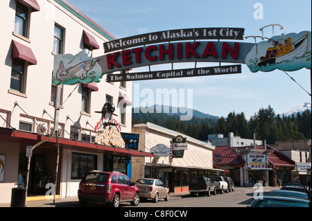 Strada principale Ketchikan, a sud-est di Alaska, Stati Uniti d'America Foto Stock