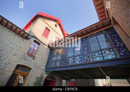 Lopez de Heredia Vina Tondonia Bodega con la sua Torre 'Txori-Toki' torre, in Haro La Rioja Spagna 110556 Spagna Foto Stock