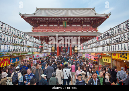 Tokyo, city, Giappone, novembre, in Asia, nel quartiere di Asakusa, NakaMise Dori, NakaMise street, Senso-Ji, Tempio di Senso, tempio, Buddismo, Foto Stock