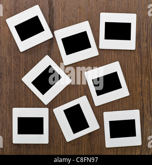Scorre su sfondo di legno Foto Stock