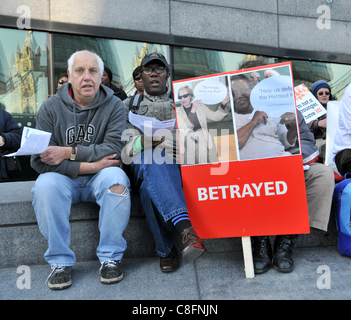 La riforma del welfare Bill protesta dimostranti presso le più colpite in segno di protesta contro il beneficio tagli per persone disabili Foto Stock