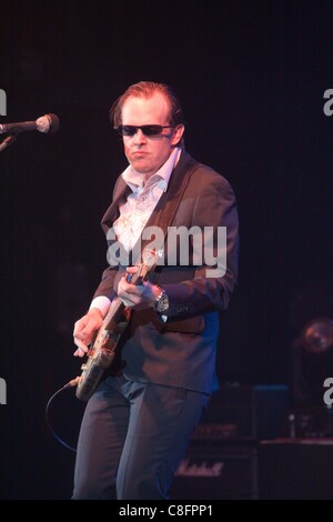 Londra, UK, 22/10/2011 : Joe Bonamassa eseguendo in concerto a Hammersmith Apollo, Londra Foto Stock