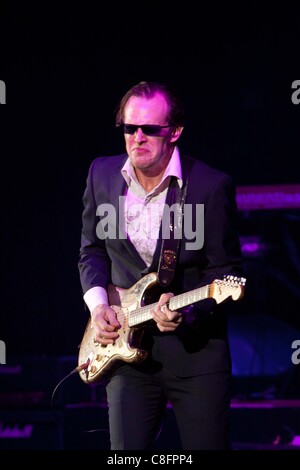 Londra, UK, 22/10/2011 : Joe Bonamassa eseguendo in concerto a Hammersmith Apollo, Londra Foto Stock