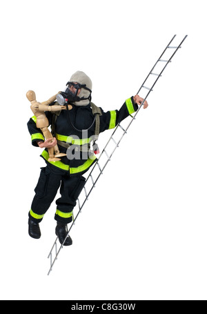 Fireman in abbigliamento protettivo utilizzato per combattere gli incendi e salvare la vita su di una scala con un bambino - percorso incluso Foto Stock