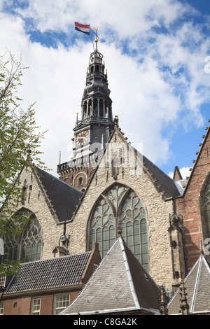 Oude Kerk, originari dal XIV secolo, Amsterdam la più antica costruzione, Amsterdam, Paesi Bassi Foto Stock