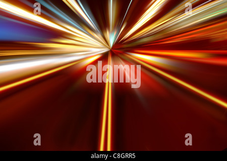 Accelerazione del movimento sulla strada di notte Foto Stock