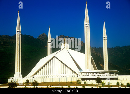 La Moschea del Re Faisal Islamabad Pakistan, costruita nel 1986. Altezza dei minareti 90 m. Foto Stock