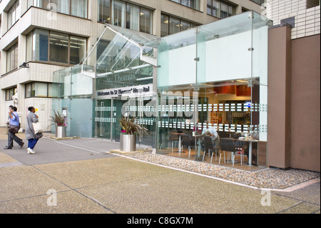 Ingresso pubblico a St Thomas Hospital di Londra Foto Stock