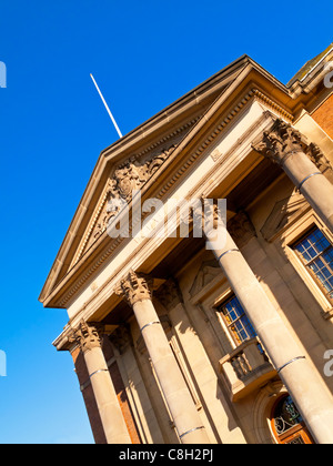 Il neo classica facciata di Derby City Council House che ha chiuso nel 2010 ed è in fase di ristrutturazione Foto Stock