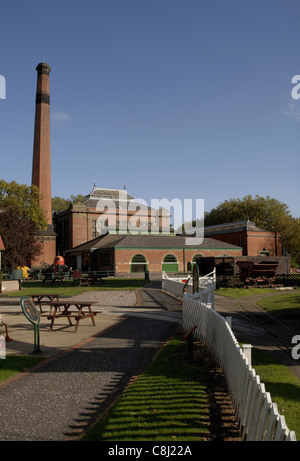 Esterno il colpo di Victorian Abbey Pumping Station a Leicester. Questo ospita anche il Leicester il Museo della Scienza e della tecnologia. Foto Stock