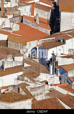 Tetti in terracotta della politica europea di Borgo Medievale Foto Stock