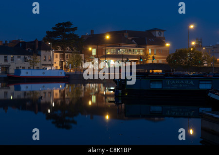 Bancroft Bacino del canale all'alba, Stratford-upon-Avon, England, Regno Unito Foto Stock