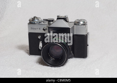 Zenit-e è una reflex a pellicola da 35 mm prodotta da KMZ Foto Stock