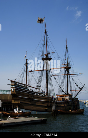 Mayflower II allo stato Pier. Plymouth. Massachusetts. Stati Uniti. Foto Stock