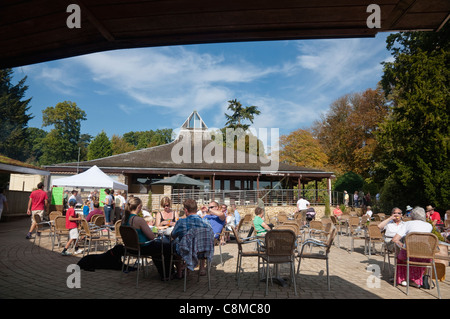 Il cafe a Westonbirt Arboretum. Gloucestershire, Cotswolds, UK. Foto Stock