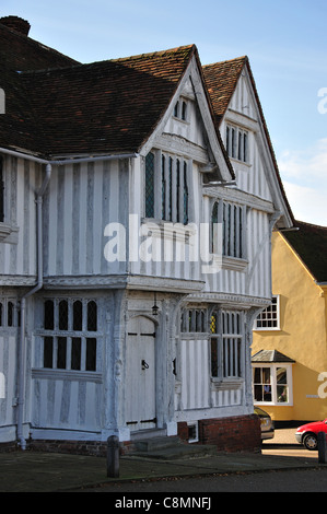 Xvi secolo Guildhall del Corpus Christi, Piazza del Mercato, Lavenham, Suffolk, Inghilterra, Regno Unito Foto Stock