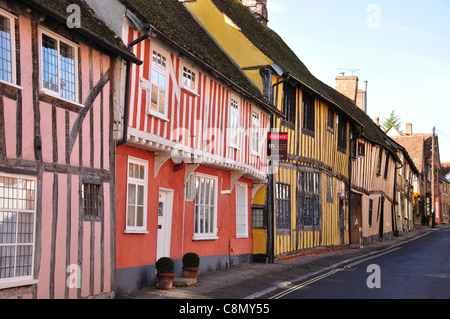 A struttura mista in legno e muratura cottage medievale, Water Street, Lavenham, Suffolk, Inghilterra, Regno Unito Foto Stock