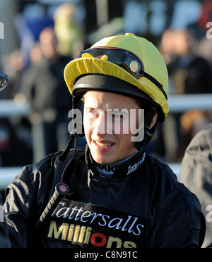 WILLIAM BUICK JOCKEY Doncaster Racecourse Doncaster Inghilterra 22 Ottobre 2011 Foto Stock