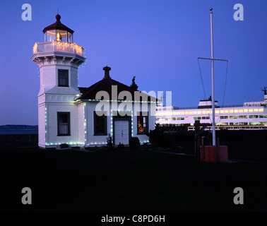 AA04836-01....WASHINGTON - Mukilteo faro sul possesso del suono in città di Mukilteo. Foto Stock