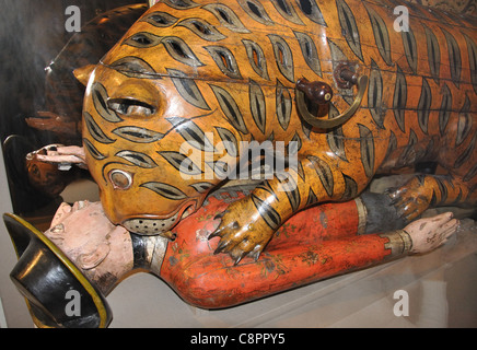 "Tippoo Tiger', Victoria e Albert Museum, Kensington, Royal Borough di Kensington e Chelsea, Greater London, England, Regno Unito Foto Stock