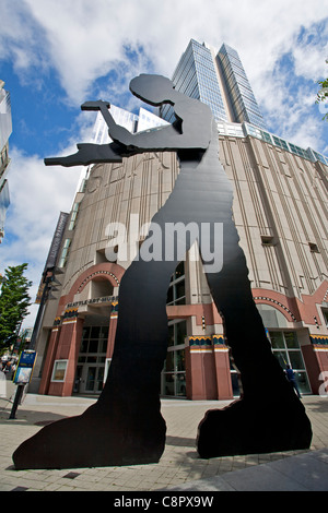 La martellatura uomo scultura di Jonathan Borofsky. Seattle Art Museum (SAM). Il centro cittadino di Seattle. Stati Uniti d'America Foto Stock