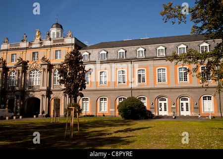 City Gate Koblenzer Tor con museo egizio di Bonn, Renania settentrionale-Vestfalia, Germania, Foto Stock