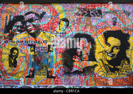 Muro di Berlino in East Side Gallery di Berlino, Germania. Foto Stock