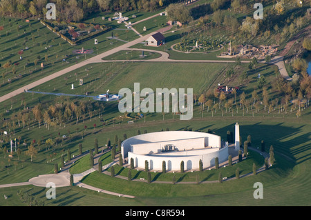 Vista aerea del National Memorial Arboretum sulla strada Croxall Alrewas vicino al Lichfield Staffordshire Inghilterra Foto Stock