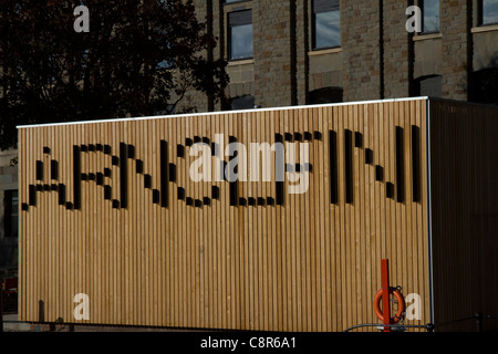 La Arnolfini Arts Center sull'Harbourside in Bristol Foto Stock