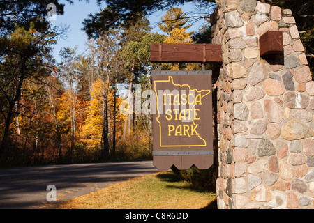 L'ingresso a Itasca State Park nel nord del Minnesota. Foto Stock