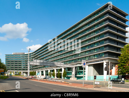 Macdonald Manchester Hotel, ex Telecom House, J L Hammond, 1973. London Road, Manchester, Inghilterra, Regno Unito Foto Stock