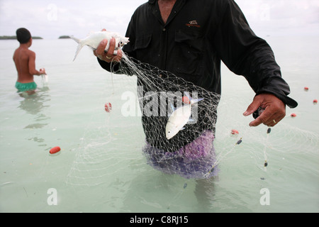 La pesca in Tuvalu Foto Stock