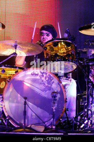 Jason Bonham sulla posizione per Jason Bonham Led Zeppelin concerto di esperienza, Best Buy Theatre di New York, NY, 1 novembre 2011. Foto: F. Burton Patrick/Everett Collection Foto Stock