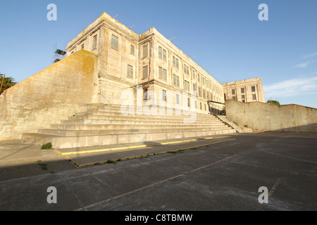 Isola di Alcatraz penitenziario federale edificio prigione nella baia di San Francisco Foto Stock