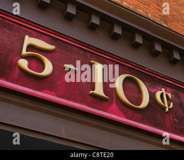 Stati Uniti d'America, Georgia, savana, Close up di numeri sulla parete Foto Stock