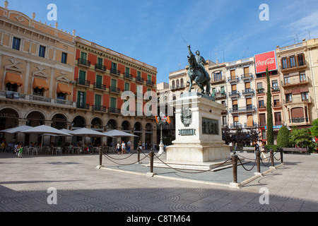 Joan Prim monumento. Reus, Catalogna, Spagna. Foto Stock