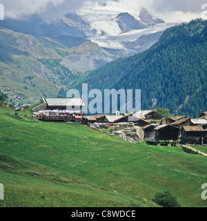 Zmutt borgo vicino a Zermatt Vallese Svizzera Foto Stock