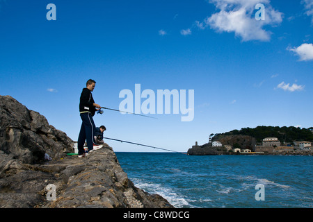 Port de Soller è una base popolare per le escursioni nelle montagne Tramuntana Foto Stock
